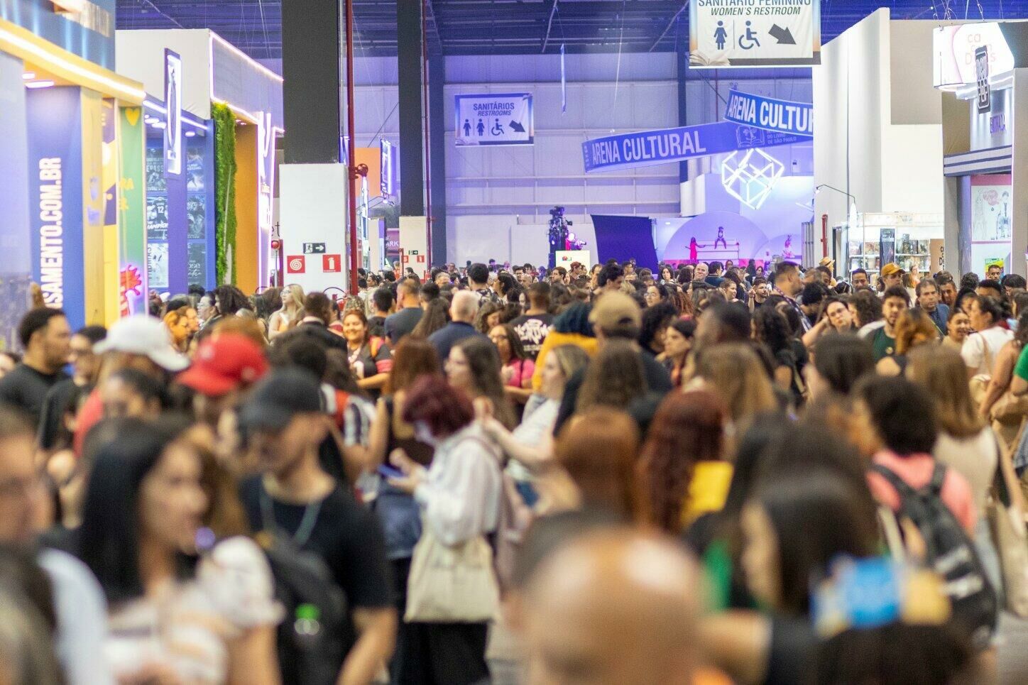 Imagem de compartilhamento para o artigo Gosta de ler ? Veja 5 livros que bombaram na 27ª Bienal de São Paulo da MS Todo dia