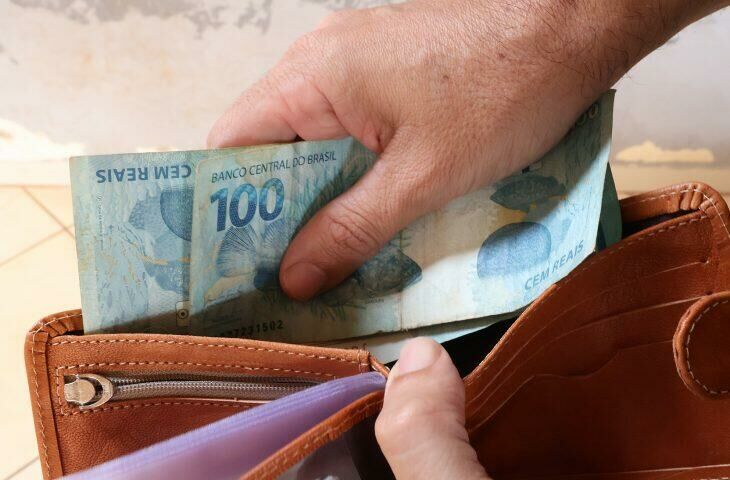 Imagem de compartilhamento para o artigo Governo de MS anuncia pagamento de salário e 13º da MS Todo dia
