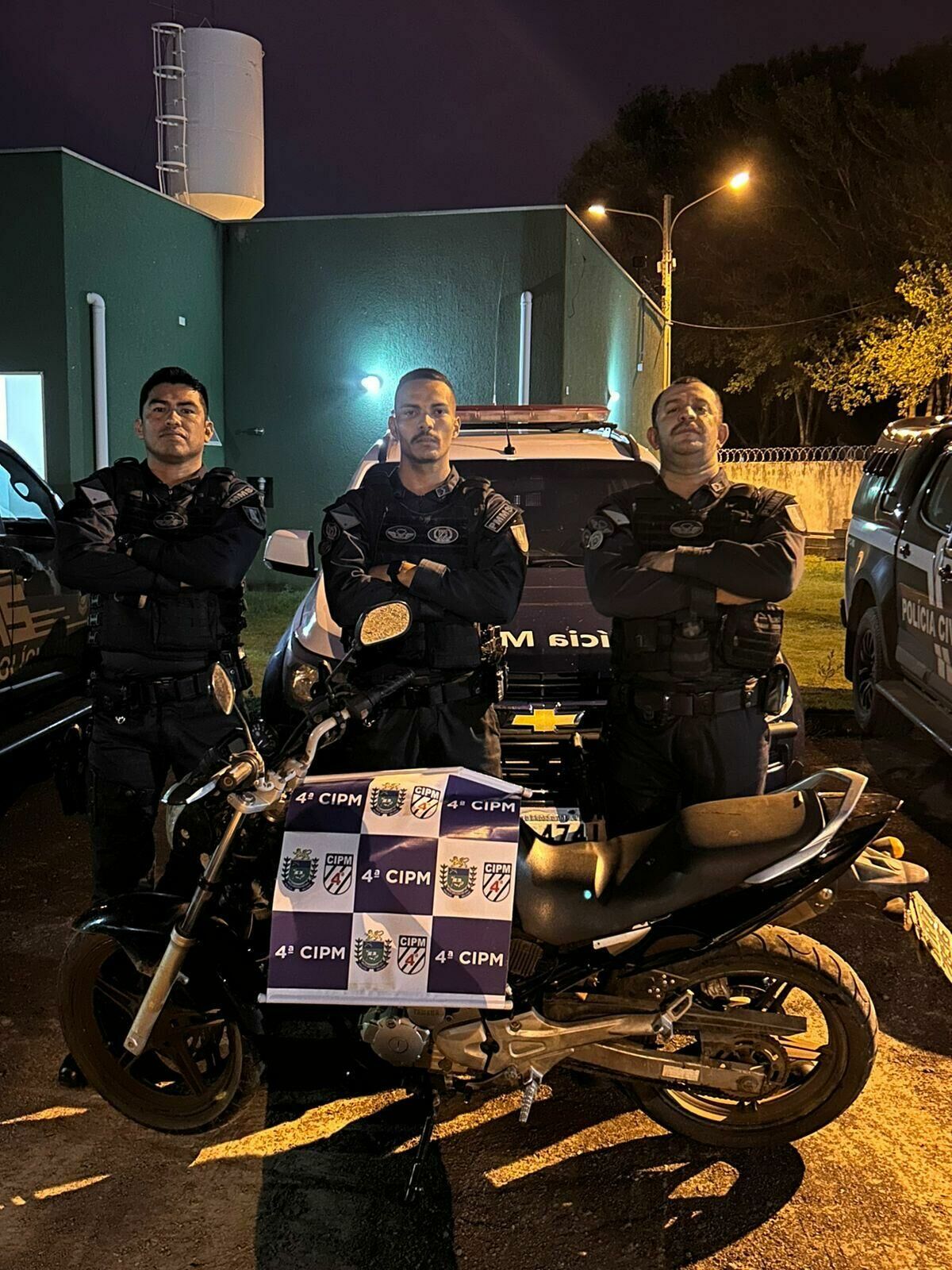 Imagem de compartilhamento para o artigo Durante ronda, Polícia Militar recupera motocicleta furtada no início deste mês em Chapadão do Sul da MS Todo dia