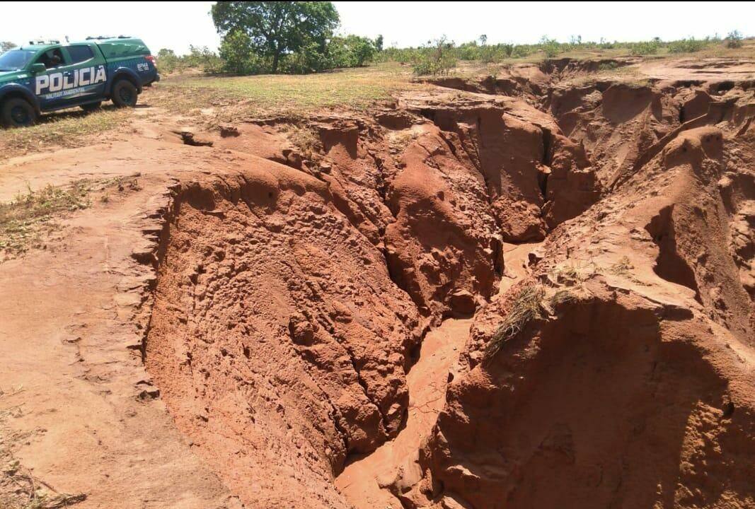 Imagem de compartilhamento para o artigo Fazendeiro de Figueirão é autuado pela PMA de Costa Rica em 19 mil reais por danos ambientais da MS Todo dia