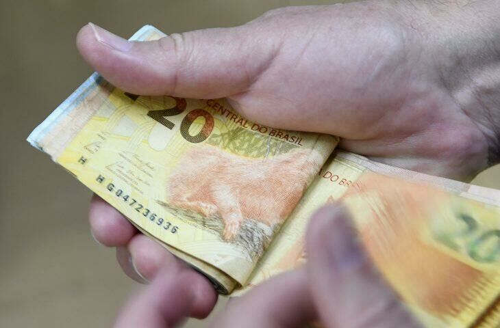 Imagem de compartilhamento para o artigo Governo do Estado celebra o Dia dos Servidores com antecipação de salário para este sábado da MS Todo dia