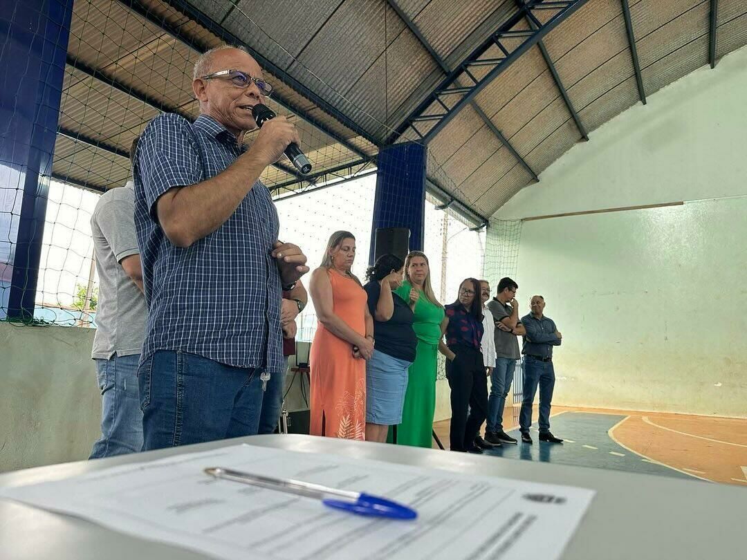 Imagem de compartilhamento para o artigo Prefeito de Paraíso das Águas autoriza drenagem e pavimentação asfáltica ao redor de Escola Municipal da MS Todo dia