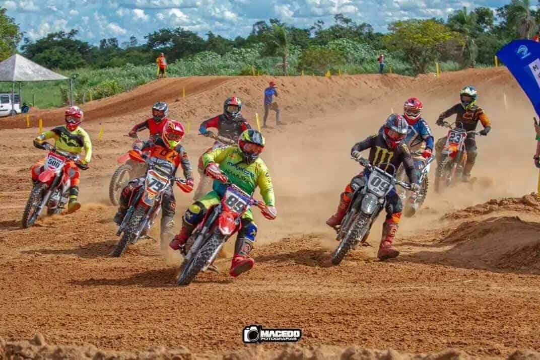 Imagem de compartilhamento para o artigo São Gabriel do Oeste recebe etapa do Estadual de Motocross com shows, sorteios e entrada gratuita da MS Todo dia