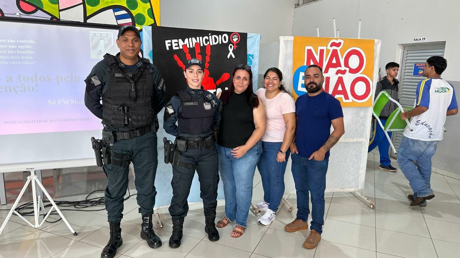 Imagem de compartilhamento para o artigo Estudantes recebem palestra sobre violência contra a mulher em escola de Chapadão do Sul da MS Todo dia