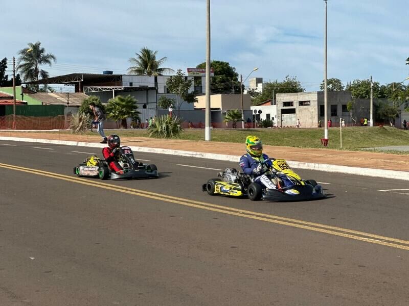 Imagem de compartilhamento para o artigo Pilotos de Costa Rica conquistam pódios na Amostra de Kart de Rua em Jataí (GO) da MS Todo dia