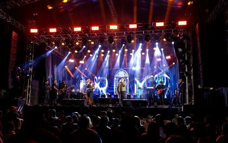 Imagem de compartilhamento para o artigo Festival Estudantil revela talentos e movimenta Praça São José em Cassilândia; confira os ganhadores da MS Todo dia