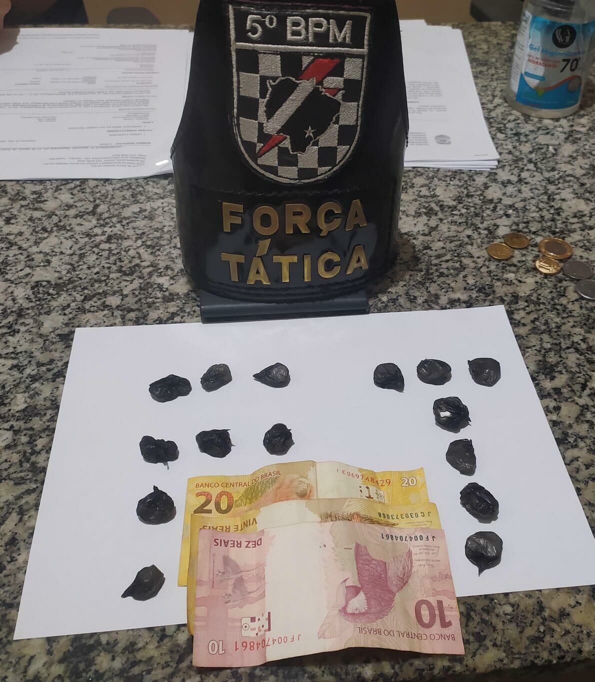 Imagem de compartilhamento para o artigo Dois traficantes são presos e boca de fumo é fechada em Coxim da MS Todo dia