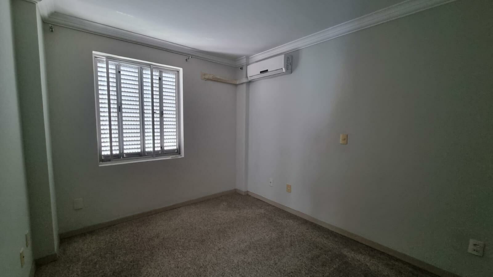 Imagem do Cobertura Duplex com Jacuzzi na varanda no Centro de Jaraguá - 249m2.