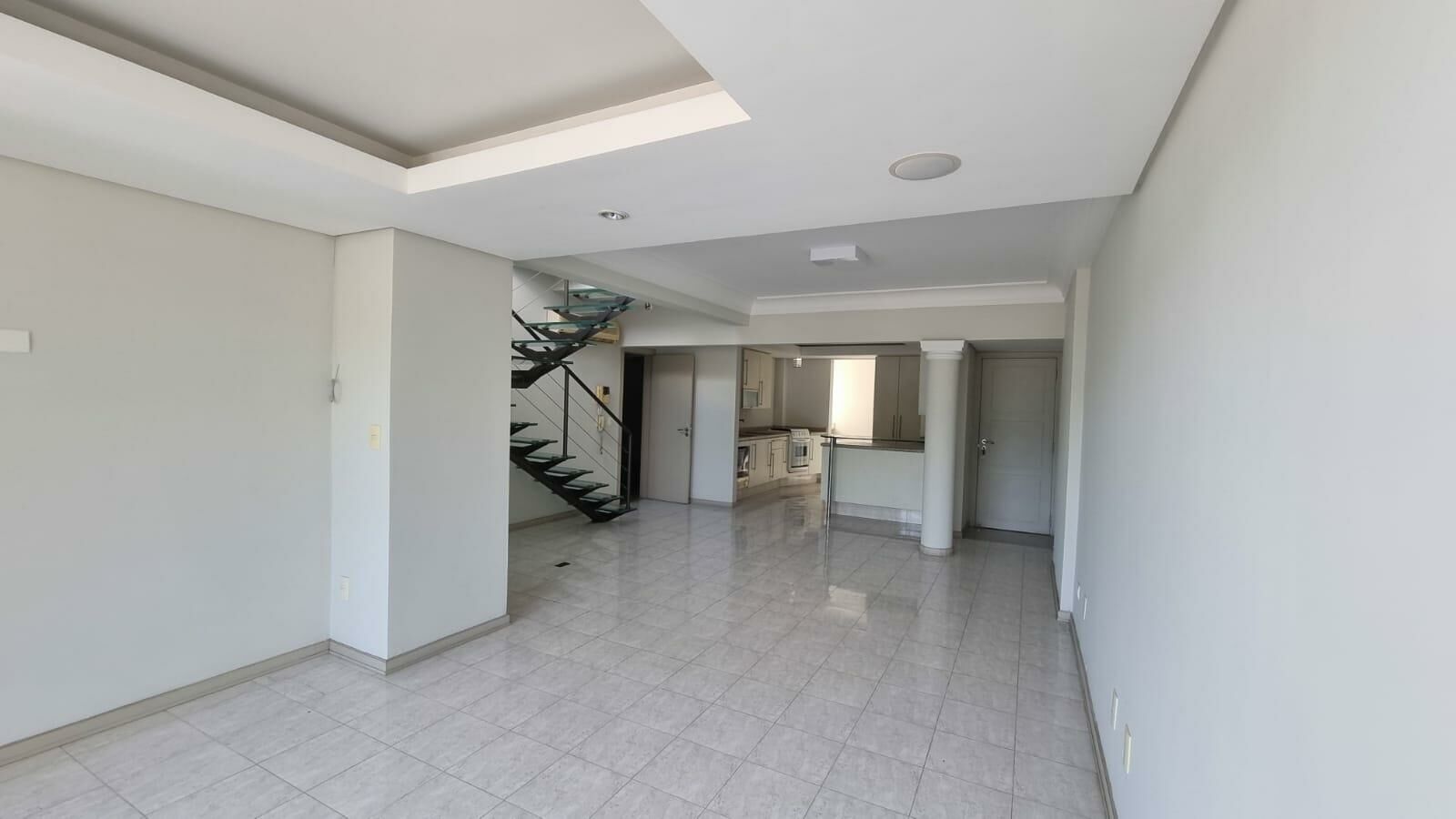 Imagem do Cobertura Duplex com Jacuzzi na varanda no Centro de Jaraguá - 249m2.