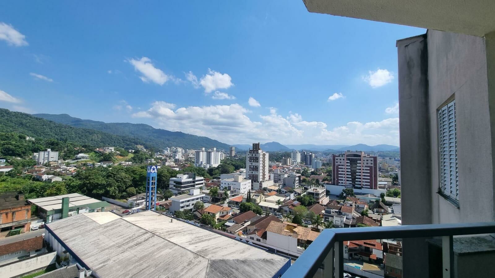 Imagem do Cobertura Duplex com Jacuzzi na varanda no Centro de Jaraguá - 249m2.