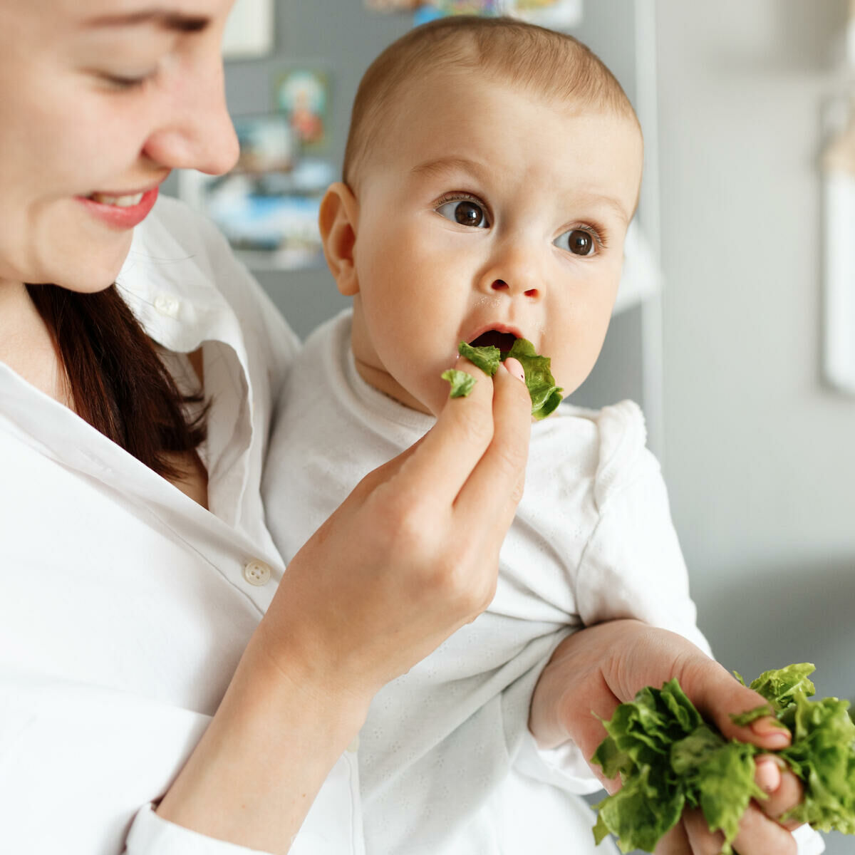 Imagem ilustrativa para o artigo Legumes para bebê de 6 meses: quais oferecer e como preparar da Genuína Conexão