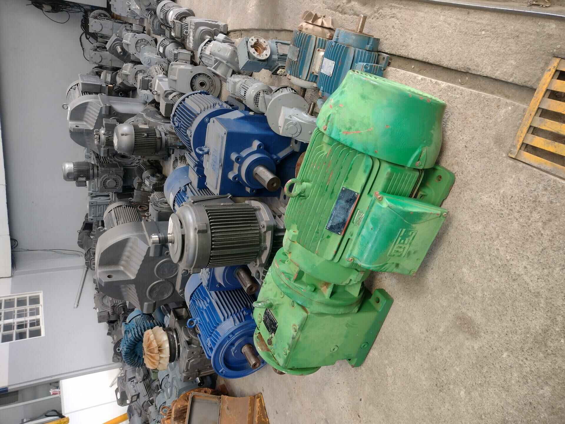 Galeria JR Equipamentos Industriais