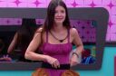 Imagem ilustrativa para BBB 25: Internet fica horrorizada com look de Vitória para final: “Ovo de Páscoa”