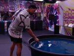Imagem principal do artigo BBB 25: Vinícius pede curativo, é ignorado e câmera mostra pé machucado do brother