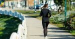 Imagem principal do artigo Estudo mostra que caminhar rapidamente pode queimar quase a mesma quantidade de calorias do que correr