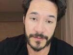 Imagem principal do artigo Eliezer chora ao rebater críticas sobre o movimento Legendários: “Não se explica”