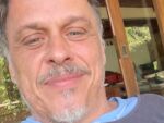 Imagem da notícia Guilherme Fontes, o Alexandre de A Viagem, é picado por cobra: "Doeu tanto que nem sei explicar"