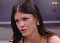 Imagem principal do artigo BBB 25: Eva e Vitória revelam que sofreram acidentes que não foram exibidos:“Quebrei...”