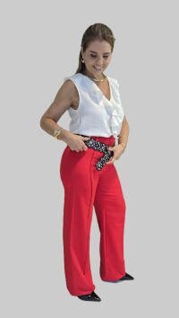 Imagem adicional 8 do item Calça Vermelha Reta de Alfaiataria com Cinto Integrado e Vinco Frontal - Sofisticação e Estilo para Looks Modernos