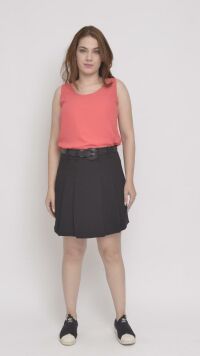 Imagem adicional 0 do item Saia-shorts de Alfaiataria Preto com Pregas - Conforto e Versatilidade