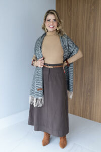 Imagem adicional 0 do item Blusa Lia - Caqui - Canelada, Gola Alta e Elegância Atemporal para o Dia a Dia