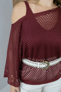Imagem adicional 6 do item Blusa Trama em Tricot Vazado - Marsala - Transparência e Estilo em Uma Peça Cheia de Personalidade