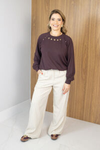 Imagem adicional 2 do item Blusa Trend - Marrom - em Moletinho com Toque Fashion dos Ilhoses