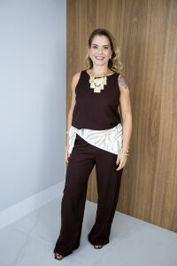 Imagem adicional 0 do item Calça Isadora de Viscolinho com Elástico no Cós e Forro Interno – Leve e Confortável - Marrom