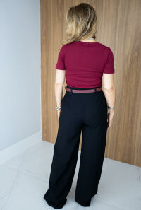 Imagem adicional 3 do item Calça Camila - Preta - com Corte Reto – Elegância e Conforto para o Dia a Dia
