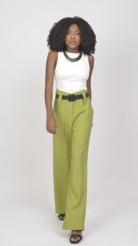 Imagem adicional 1 do item Calça Verde Pistache Reta de Alfaiataria com Corte Clássico - Design Sofisticado para Looks Modernos