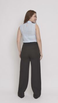 Imagem adicional 1 do item Calça Preta Reta de Alfaiataria com Cinto Integrado e Vinco Frontal - Sofisticação e Estilo para Looks Modernos