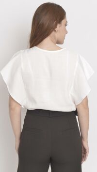 Imagem adicional 3 do item Calça Preta Reta de Alfaiataria com Cinto Integrado e Vinco Frontal - Sofisticação e Estilo para Looks Modernos