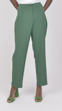 Imagem adicional 3 do item Calça Verde Reta de Alfaiataria com Cintura Alta e Vinco Frontal - Estilo Sofisticado e Versátil para Todos os Momentos