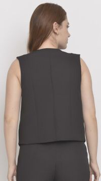 Imagem adicional 3 do item Colete Teresa Preto – Alfaiataria Feminina Elegante e Refinada