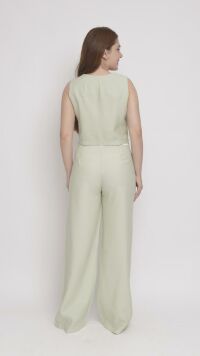 Imagem adicional 3 do item Conjunto Verde de Alfaiataria Feminino: Calça Reta com Listras no Cós e Colete para Elegância e Estilo Moderno