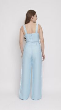 Imagem adicional 4 do item Conjunto Azul de Alfaiataria Feminino: Calça Reta e Cropped com Listras Laterais para Estilo Sofisticado