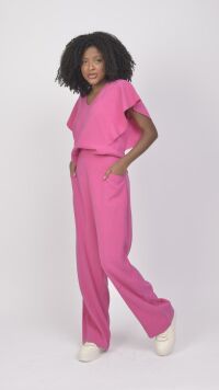 Imagem adicional 0 do item Conjunto de Alfaiataria com Calça Reta e Blusa Manga Morcego - Rosa Pink