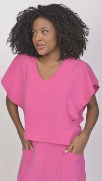 Imagem adicional 1 do item Conjunto de Alfaiataria com Calça Reta e Blusa Manga Morcego - Rosa Pink