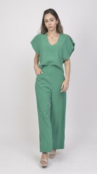 Imagem adicional 3 do item Conjunto de Alfaiataria com Calça Reta e Blusa Manga Morcego - Verde