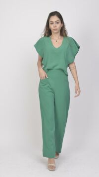 Imagem adicional 2 do item Conjunto de Alfaiataria com Calça Reta e Blusa Manga Morcego - Verde