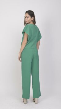 Imagem adicional 1 do item Conjunto de Alfaiataria com Calça Reta e Blusa Manga Morcego - Verde