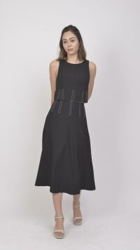Imagem adicional 0 do item Conjunto Catarina – Saia Longa e Cropped de Alfaiataria com Pesponto | Look Elegante em Preto