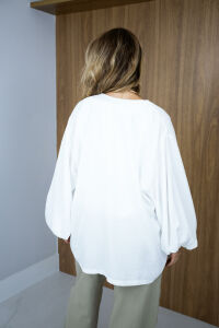 Imagem adicional 2 do item Kimono Isadora em Viscolinho - Branco - Leveza, Estilo e Versatilidade para Todas as Ocasiões
