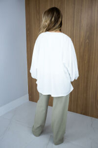 Imagem adicional 3 do item Kimono Isadora em Viscolinho - Branco - Leveza, Estilo e Versatilidade para Todas as Ocasiões