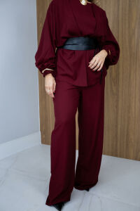 Imagem adicional 2 do item Kimono Isadora em Viscolinho - Vinho - Leveza, Estilo e Versatilidade para Todas as Ocasiões