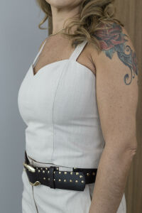 Imagem adicional 4 do item Top Cropped Feminino Lúmen - Areia - com Decote Coração e Alça Regulável