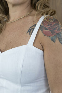 Imagem adicional 2 do item Top Cropped Feminino Lúmen - Branco - com Decote Coração e Alça Regulável