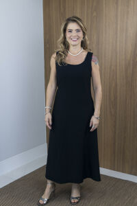 Imagem adicional 0 do item Vestido Longo Noite de Verão - Preto - Elegância Descomplicada com Alças Largas e Zíper Discreto