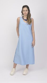 Imagem adicional 1 do item Vestido Longo de Alfaiataria Azul com Corte Solto e Detalhes Refinados - Conforto para Diversas Ocasiões