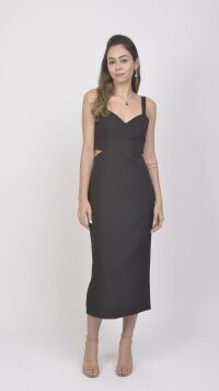 Imagem adicional 0 do item Vestido Tubinho Preto de Alfaiataria com Decote Coração e Aberturas Laterais - Elegância Clássica e Sofisticação para Ocasiões Especiais